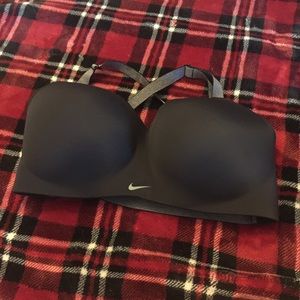 Nike studio bra w/ tags